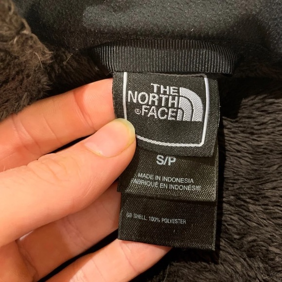 North face jacket - Picture 7 of 9